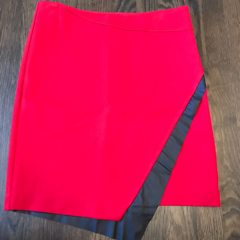Alythea Red skirt